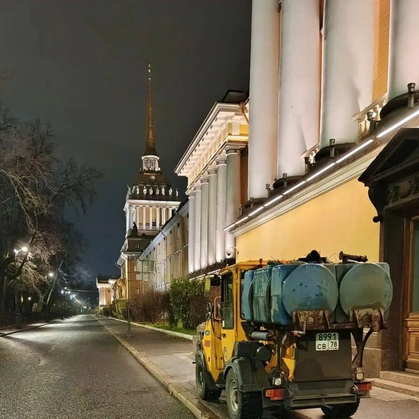В Петербурге завершается летний режим уборки улиц | Источник: Комитет по благоустройству Санкт-Петербурга