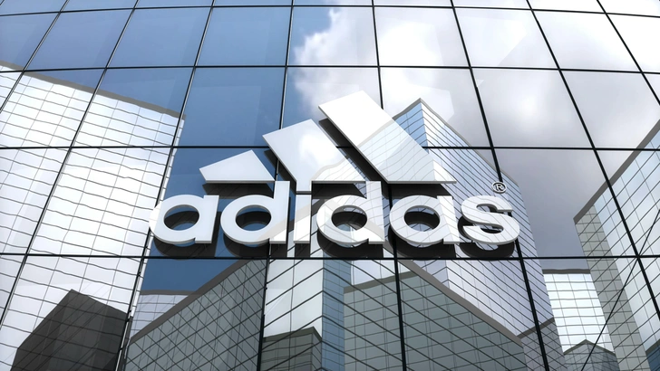 «Озабоченные собственной выгодой»: Adidas и Hugo Boss признали ответственность за захват власти нацистами | marieclaire.kz
