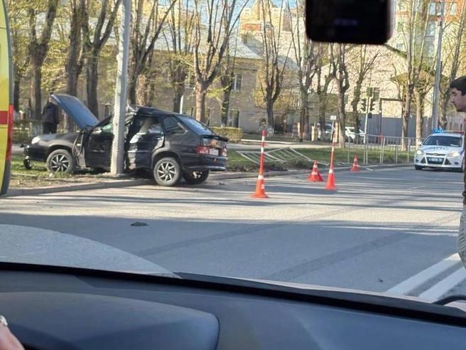 Обстановка на участке дороги после аварии | Источник: читатель / 72.RU