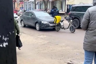 Курьера задержали за нападение на воронежскую водительницу