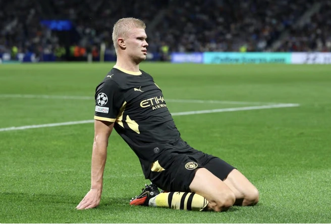 Холанд оформил дубль | Источник: UEFA.сom