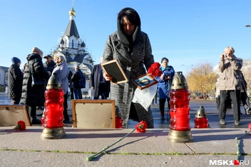 Многие с тяжестью вспоминают мучительные три октябрьских дня | Источник: Артем Устюжанин / MSK1.RU