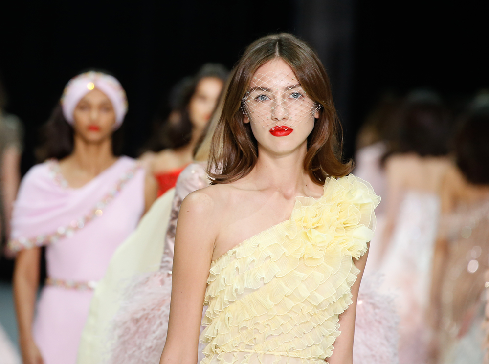 Go East: Ralph & Russo Haute Couture SS18 | marieclaire.ru