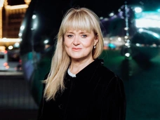 Артем Ткаченко с беременной женой, его бывшая — Равшана Куркова, стройная Михалкова: премьера «Чувства Анны»