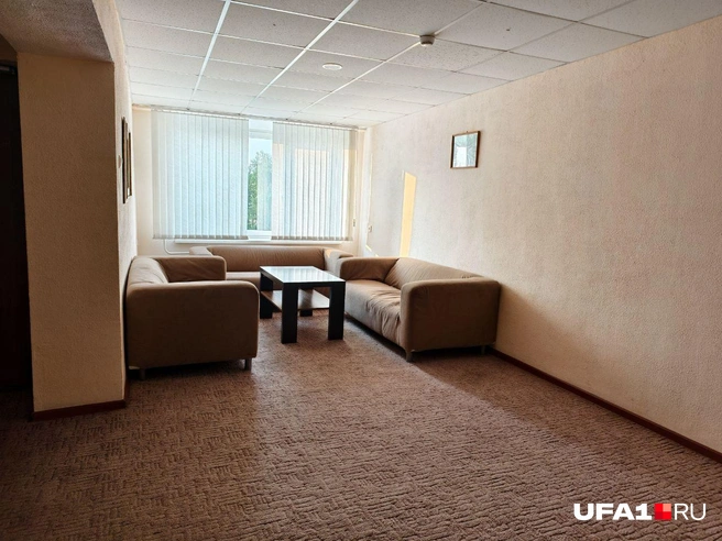 Холл в гостинице | Источник: Булат Салихов / UFA1.RU