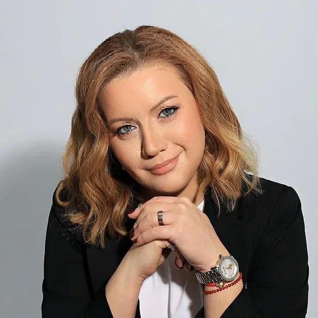 <p>Анастасия Бунина</p>