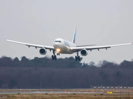 В Турции разбился самолет с начальником генштаба армии Ливии на борту: взрыв попал на видео