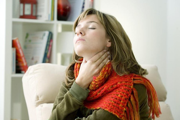 Можно ли вылечить больное горло алкоголем? 7 неудобных вопросов врачу
