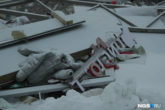 Что будет с оставшейся частью здания&nbsp;— пока неизвестно | Источник: Андрей Бортко / NGS.RU