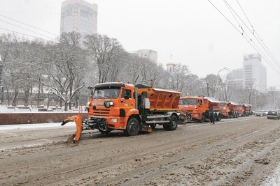 Службы Ростова в режиме повышенной готовности из-за гололеда