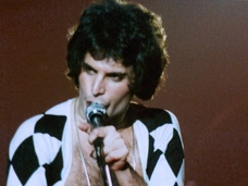 У вокалиста Queen Фредди Меркьюри, умершего в 1991 году, нашлась тайная дочь: доказательства