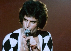 У вокалиста Queen Фредди Меркьюри, умершего в 1991 году, нашлась тайная дочь: доказательства