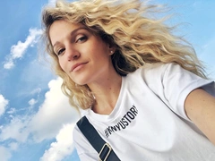 Женя Малахова отметила 31-й день рождения в статусе одинокой женщины и поведала о жизни после развода