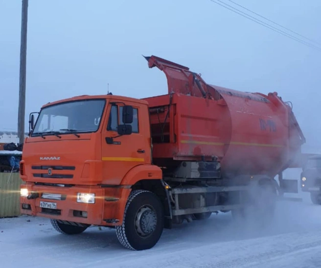 При этом администрация района арендует новые внедорожники | Источник: «УУС АЛДАН „Мүрү саһарҕата“» / t.me