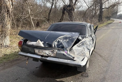 На Ставрополье «Волга» выехала на встречку и врезалась в «Газель»