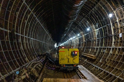 На Высотной перекопают коммуникации для метро