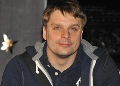 51-летний Александр Носик стал отцом