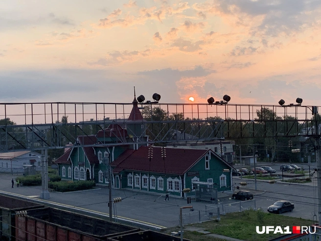 Восход солнца над Медвежьегорском — это самое необычное, что видел в этой поездке