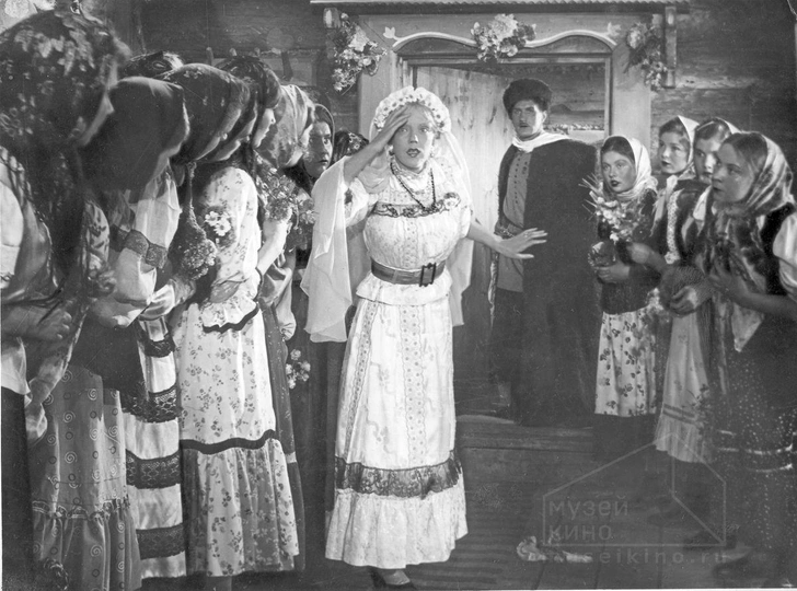 Кадр из фильма «Свинарка и пастух». Фото из архива Музея кино.