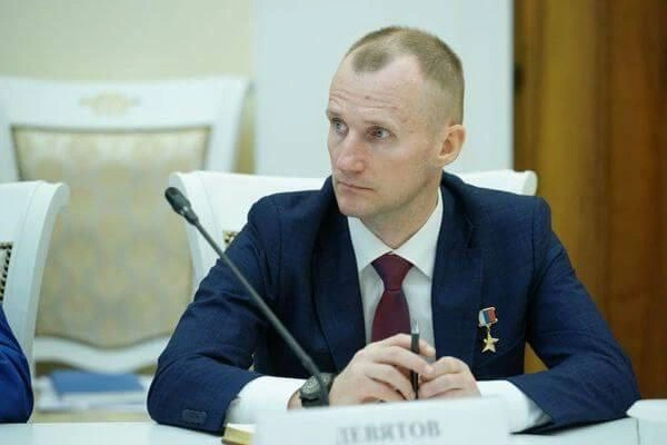 Максим Девятов занял место Алексея Коробкова | Источник: Алексей Лескин / T.me