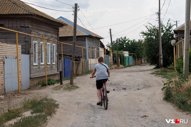 Электросамокаты в Ленинск еще не добрались, а вот велосипедов достаточно | Источник: Алексей Волхонский / V1.RU