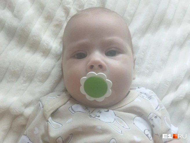 До полутора лет не было даже намека на то, что со здоровьем Риты что-то не в порядке | Источник: Марина Стольникова