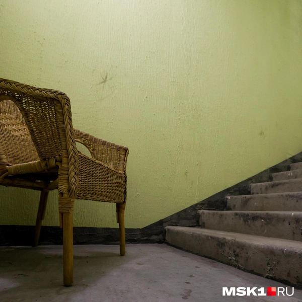 И роскошные плетеные кресла  | Источник: Артем Устюжанин / MSK1.RU