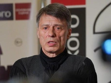 «Самочувствие терпимое»: звезда «Молодежки» Анатолий Лобоцкий прокомментировал новость об опухоли