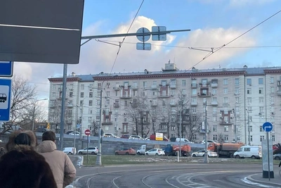 Москву сковали многокилометровые заторы, движение парализовано