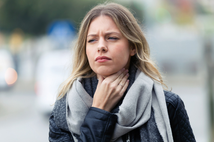 8 способов, которые помогут справиться с болью в горле