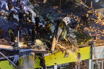 Survivors Recall Horror as Novosibirsk Mall Floor Collapses
