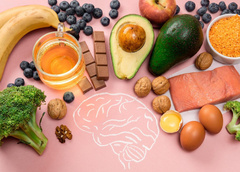 Еда для самых умных: 6 продуктов, которые улучшат вашу память