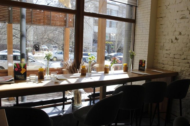 Закрытия на Ленина начались с кафе Quince | Источник: Стас Соколов / NGS.RU