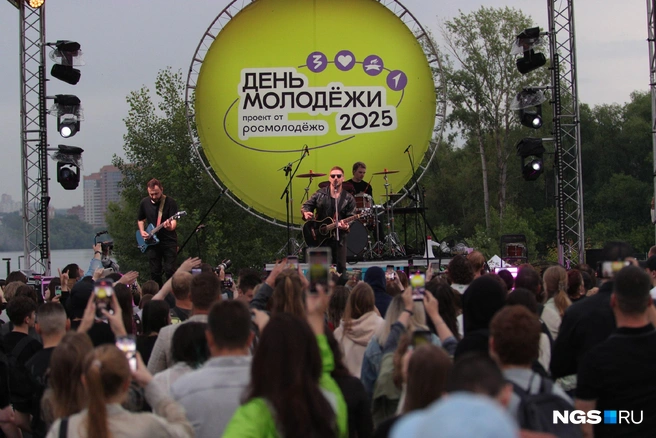 Кроме Дня молодежи, новосибирцы отмечают День города | Источник: Андрей Бортко/NGS.RU