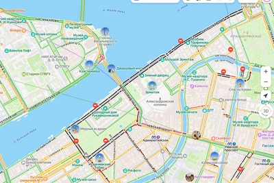 Центр Петербурга перекрыт: движение ограничено на ключевых улицах