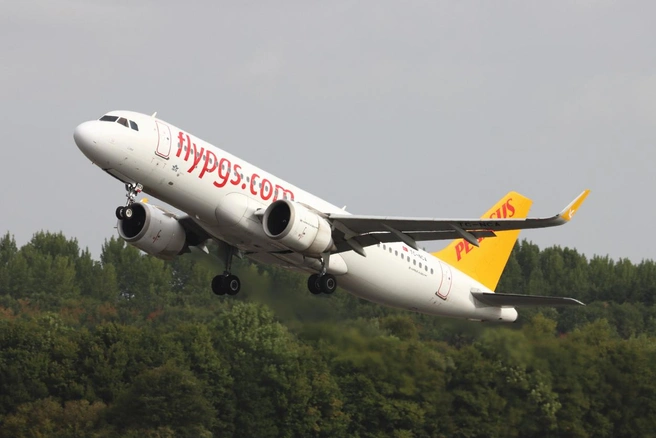 Pegasus Airlines объяснила отмену ночных рейсов в Петербург и другие города РФ | Источник: trevorbenbrook / iStock