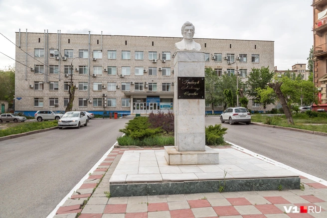 С проблемой записи к кардиологу столкнулись пациенты поликлиники № 3 | Источник: Константин Завриков / V1.RU
