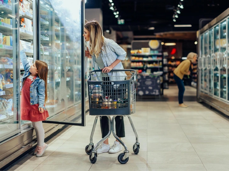 Доставки, супермаркеты или рынки: где выгоднее покупать продукты в 2024 году