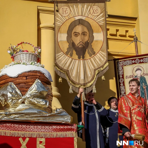 Гигантский кулич в Нижнем Новгороде уже более десяти лет выпекает компания «Сормовский хлеб» | Источник: Наталья Бурухина / NN.RU
