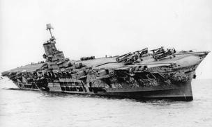 13 ноября 1941 года погиб британский авианосец «Арк Ройял»: взгляните на его последние фотографии