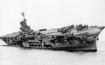 13 ноября 1941 года погиб британский авианосец «Арк Ройял»: взгляните на его последние фотографии