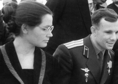 Единственная женщина, которую любил Юрий Гагарин — именно ей он оставил прощальное письмо