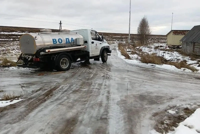 Поселок Динамо в Архангельске остался без воды из-за гололеда