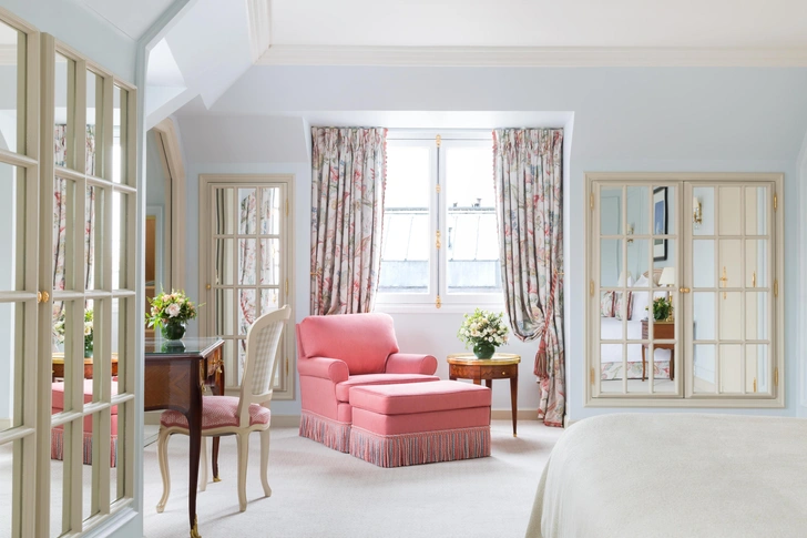 Источник: Le Bristol Paris