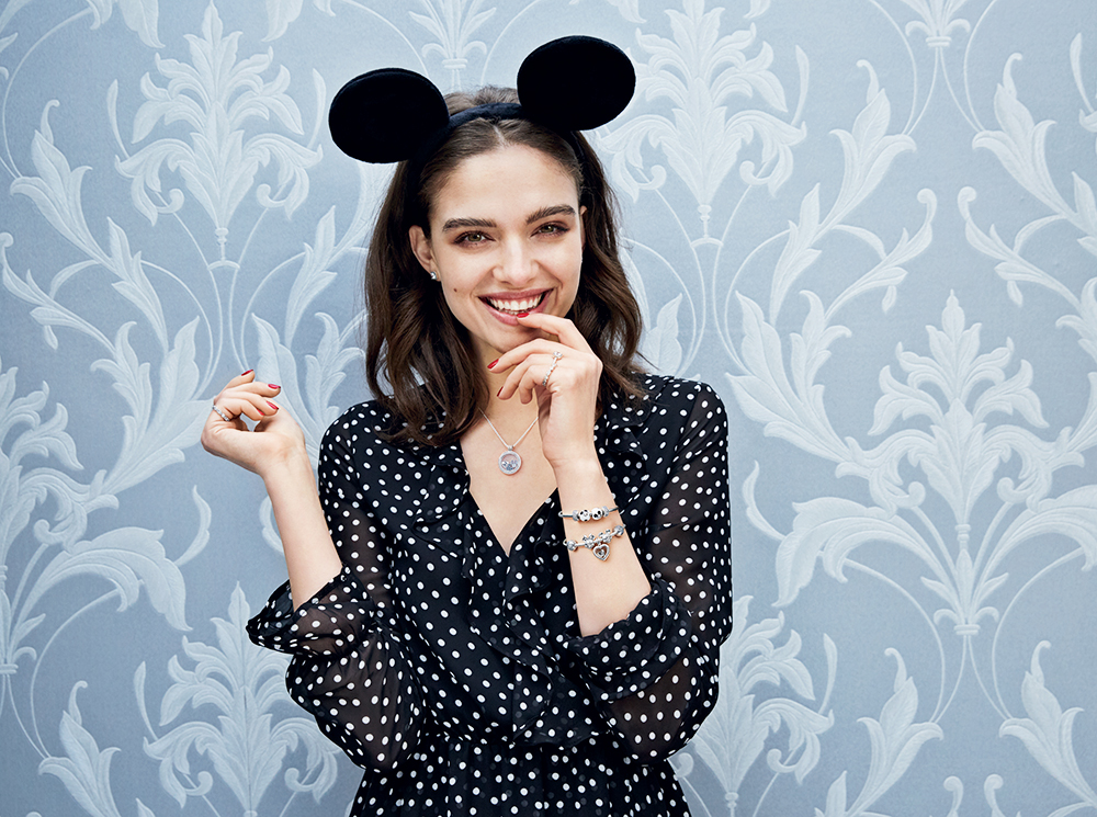 Настоящая сказка: новая коллекция Pandora по мотивам Disney | marieclaire.ru