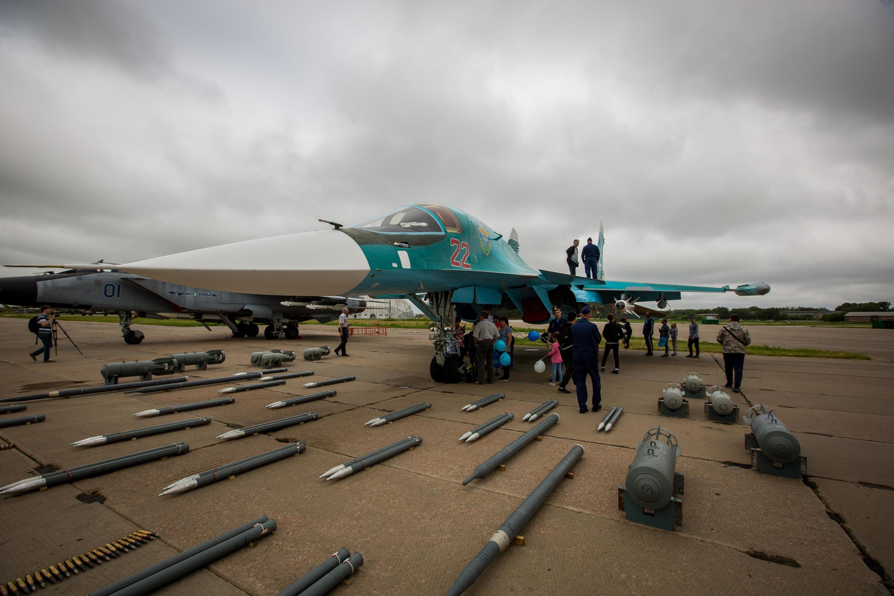 Новую партию истребителей Су-34 поставили с новосибирского завода им.  Чкалова для участия в СВО 16 ноября 2022 г. - 16 ноября 2022 - НГС.ру