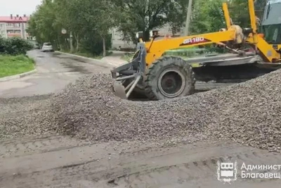 Грейдеры вышли на усиленный режим после дождей в Благовещенске