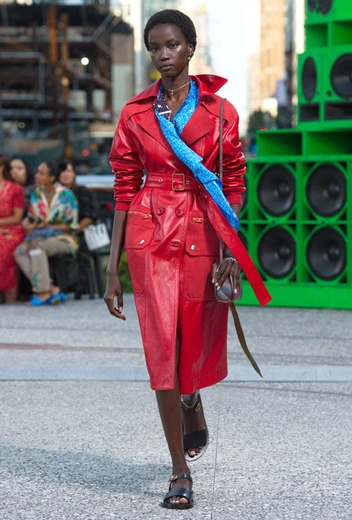 Coach весна/лето 2020 | marieclaire.ru