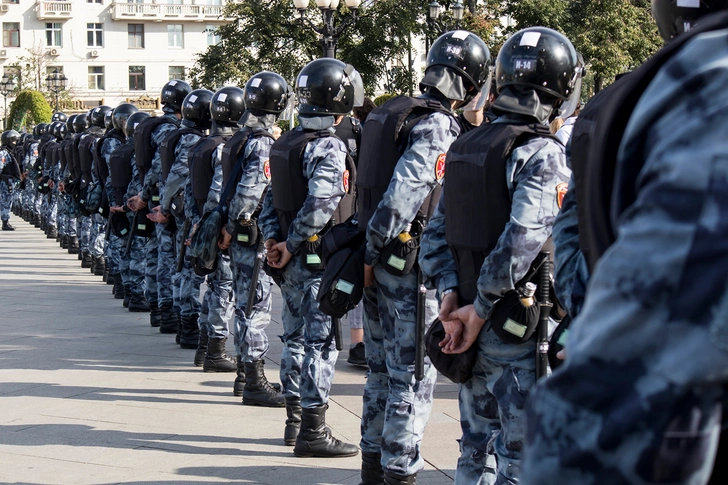 Объясняем, что такое военное положение и что бывает, когда его вводят