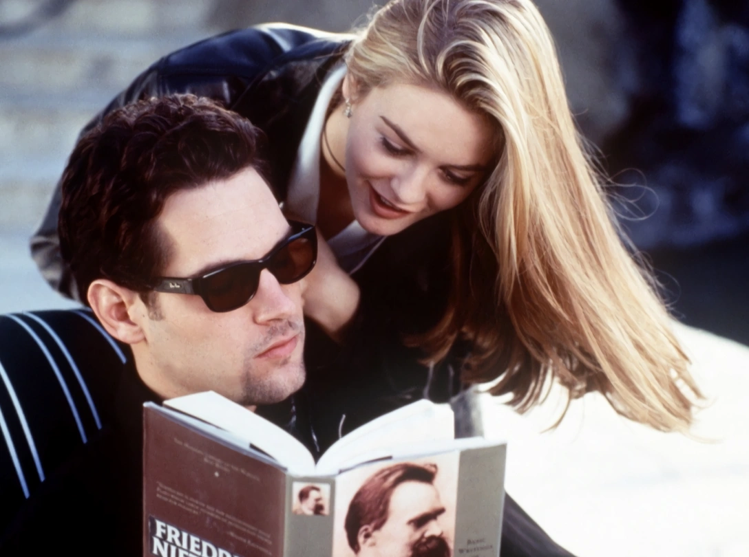 Кадр из фильма «Бестолковые» | marieclaire.ru